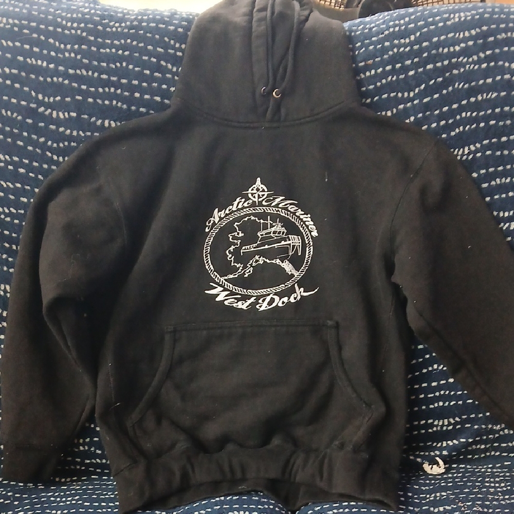 Black and White Crew Neck Sweater with Classic Design
